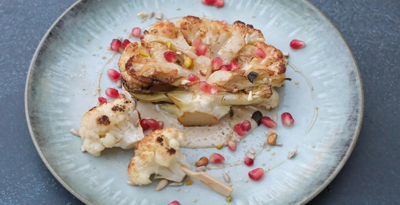 Blumenkohl mit Zitronen-Tahini-Sauce